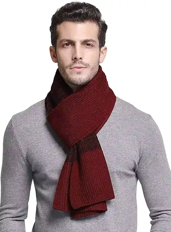 men's travel outfits- scarf